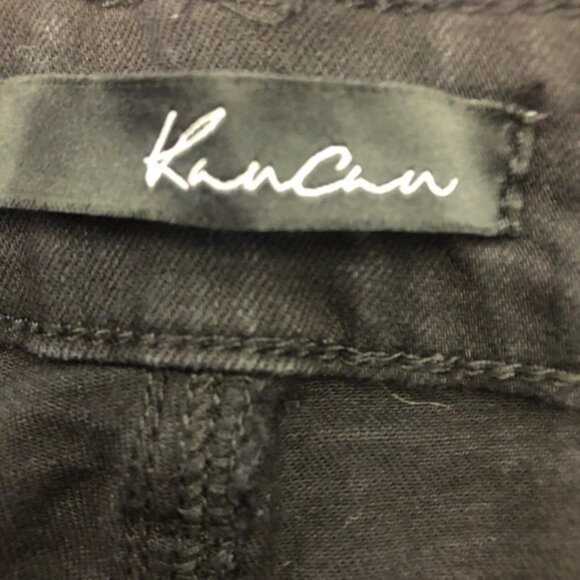 KANCAN LOS ANGELES DISTRESSED SHORTS IN SIZE 9 - Picture 5 of 7